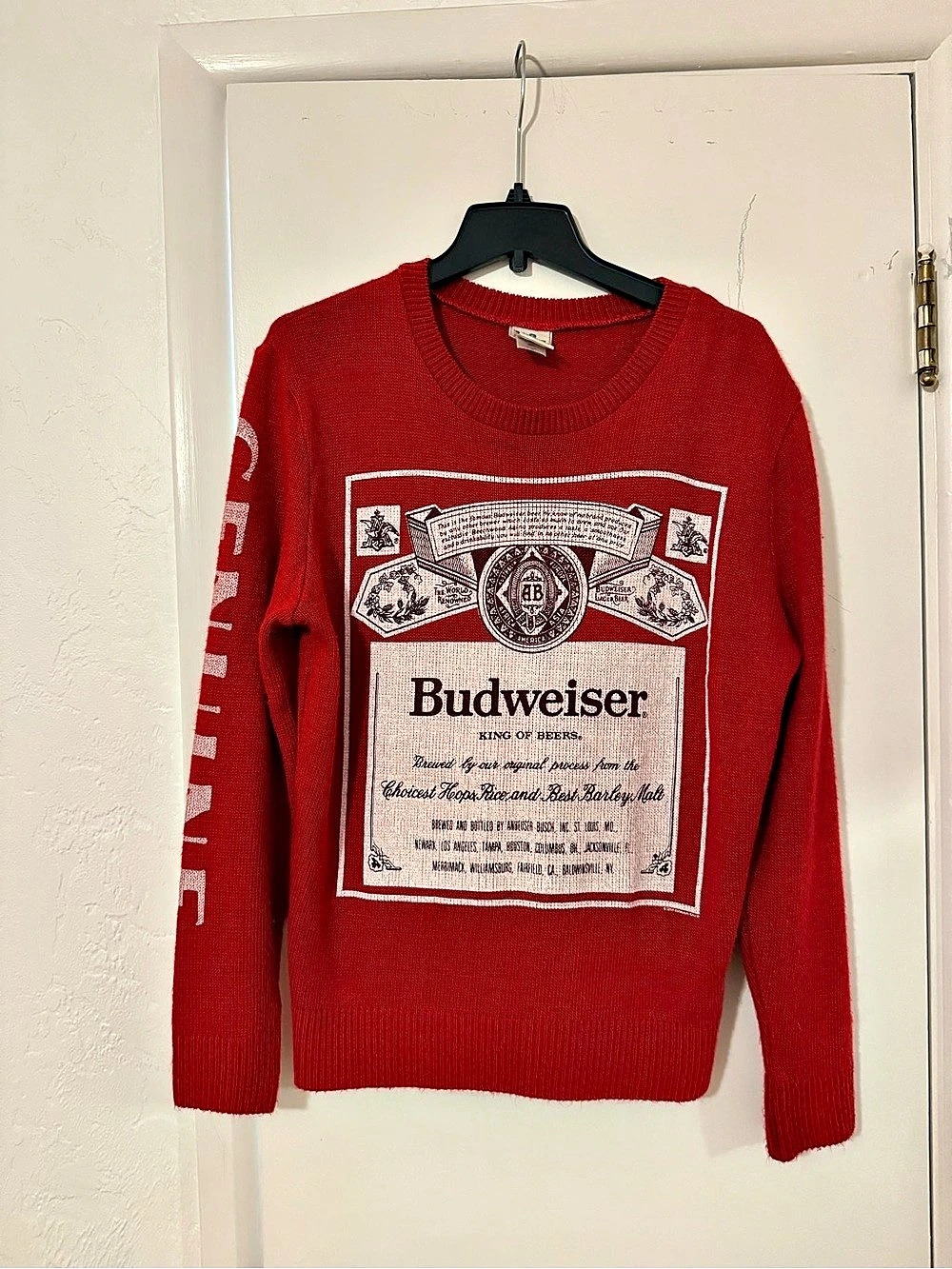Junk Food Budweiser graphic sweater Graphic Sweater in Red Size Medium